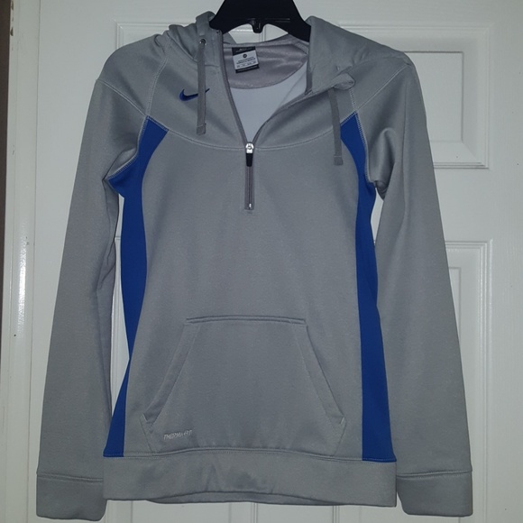 Nike Sweaters - Nike hoodie